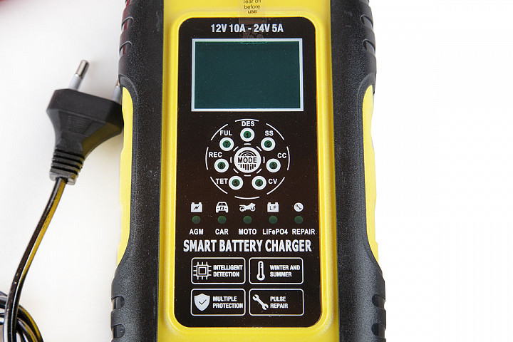 Зарядное устройство для тяговых аккумуляторов с десульфатором в Москве