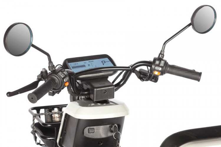 Пассажирский электротрицикл Wanshida LC300 в Москве