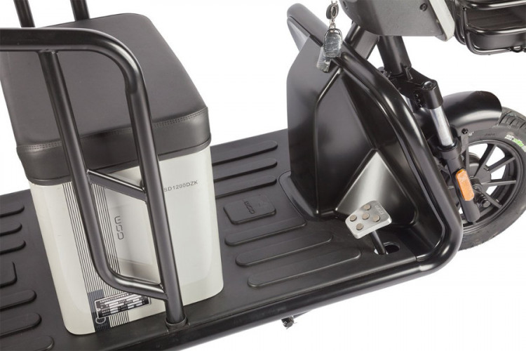 Пассажирский электротрицикл Wanshida LC300 в Москве