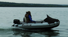 Кресло Polar Bird для пайольных лодок ПВХ Кресло Polar Bird для пайольных лодок ПВХ