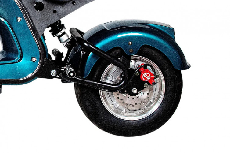 Электроскутер Minako Italy в Москве