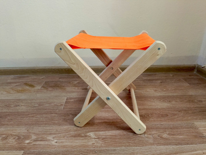 Табурет складной деревянный в Москве