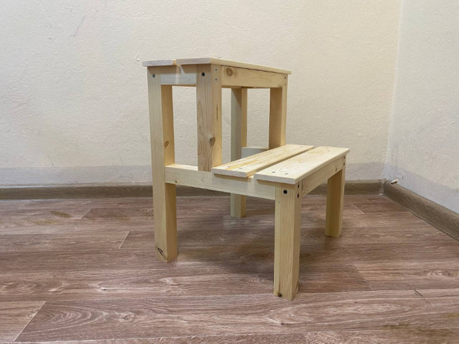 Табурет-стремянка деревянный в Москве