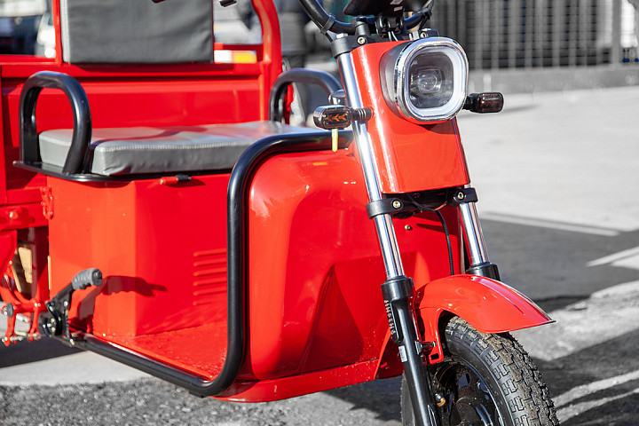 Грузовой электрический трицикл Rutrike Амулет 1100 в Москве